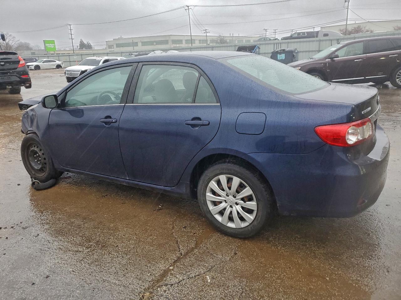 2013 TOYOTA COROLLA BASE photo 2