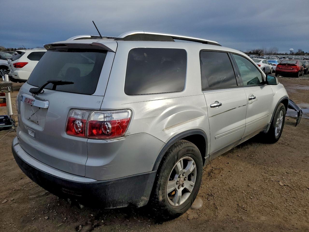 2009 GMC ACADIA SLE photo 3