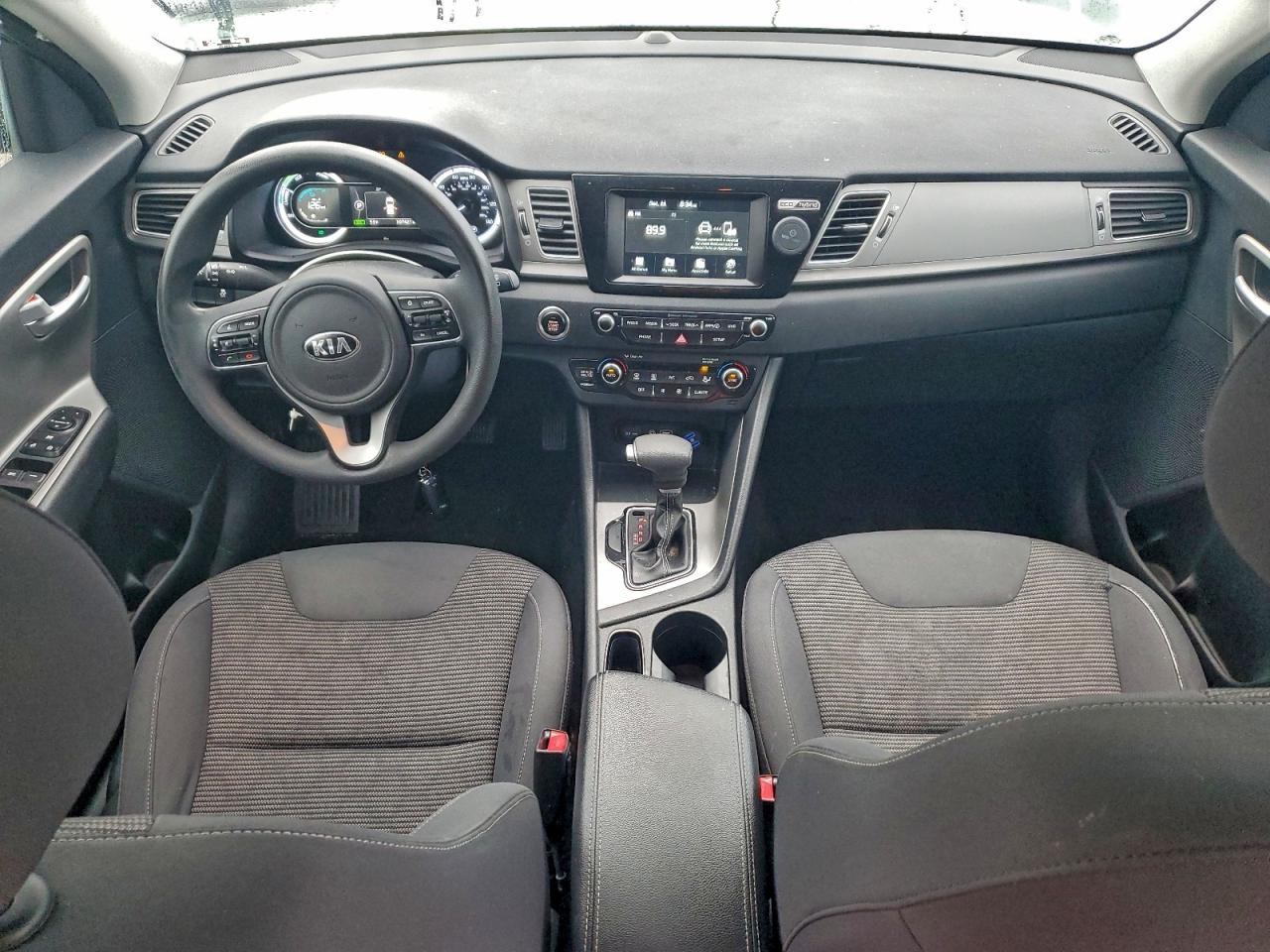2017 KIA NIRO FE photo 8