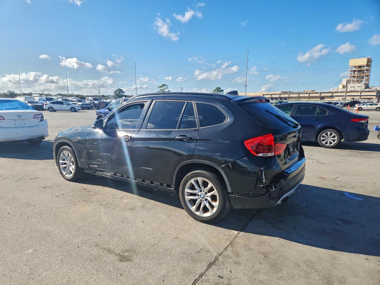2015 BMW X1 XDRIVE28I photo 2