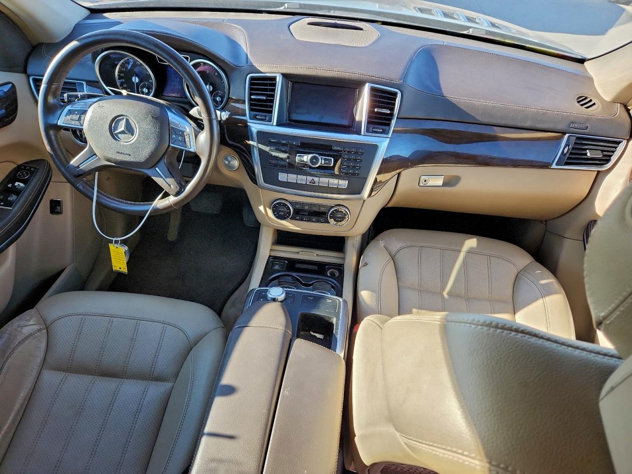2014 MERCEDES-BENZ GL 450 4MATIC photo 8