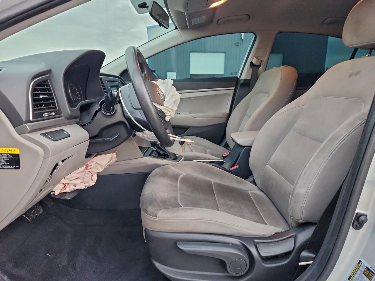 2018 HYUNDAI ELANTRA SE photo 7