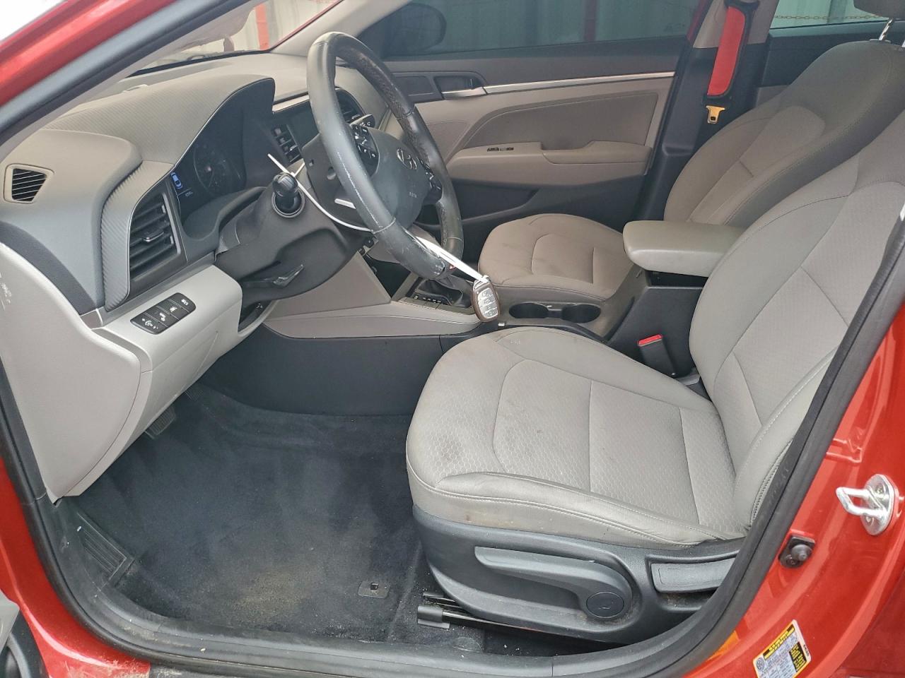 2020 HYUNDAI ELANTRA SEL photo 7