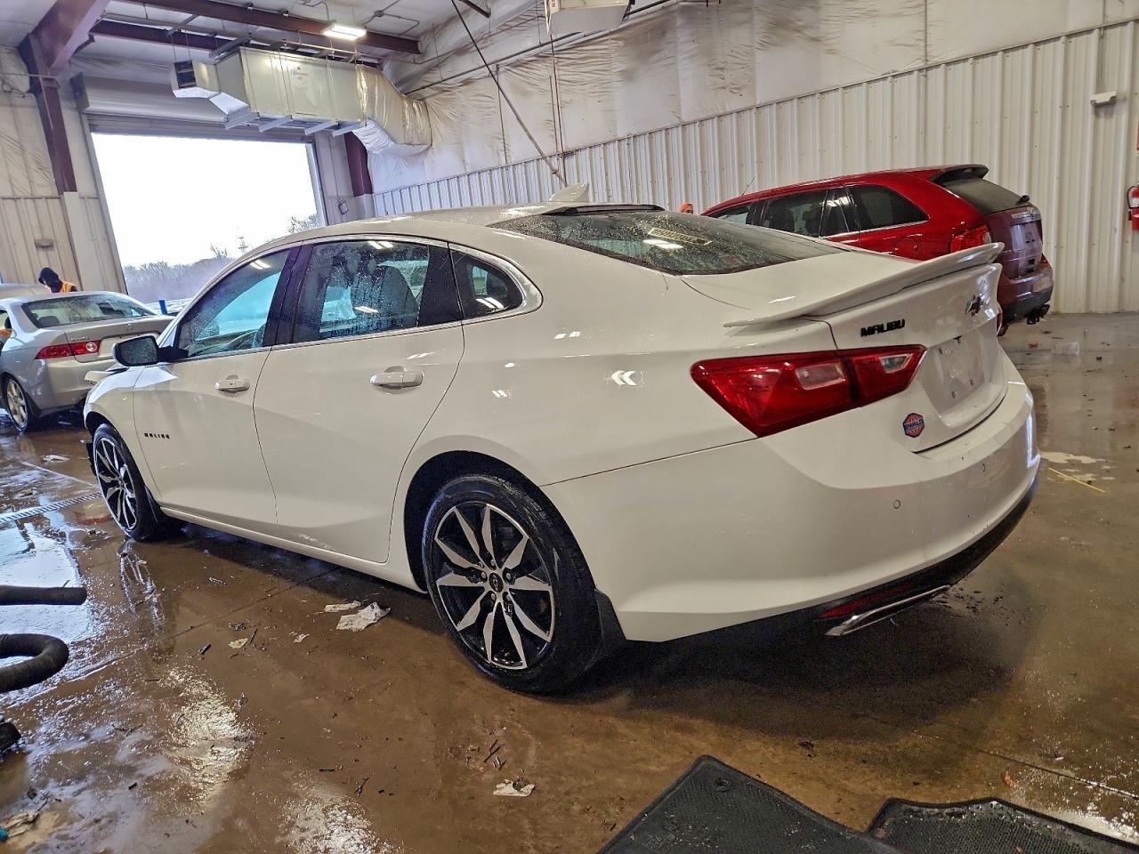 2021 CHEVROLET MALIBU RS photo 2