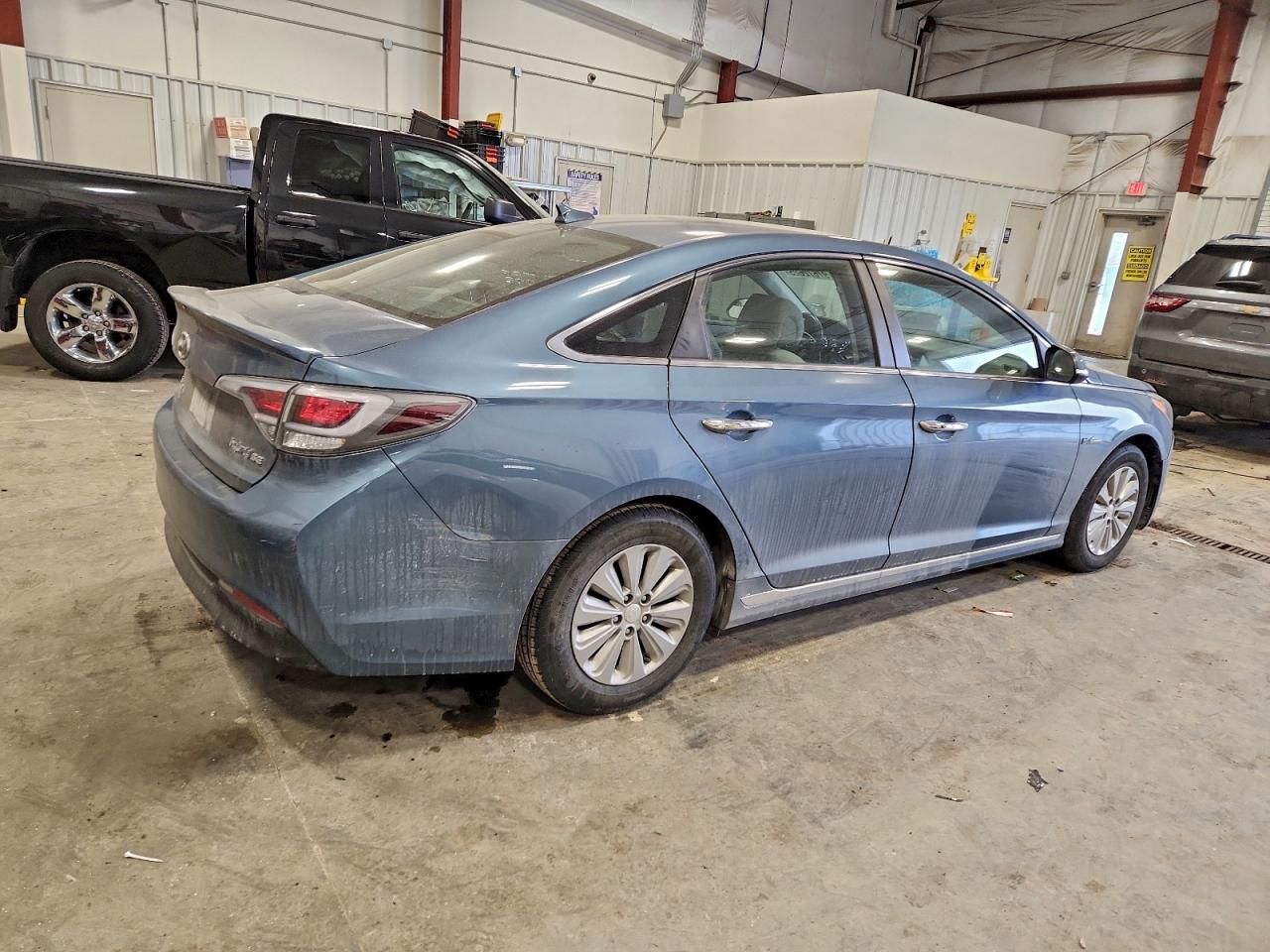 2016 HYUNDAI SONATA HYBRID photo 3