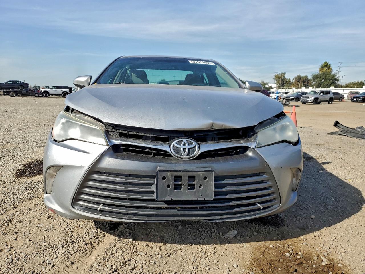 2017 TOYOTA CAMRY LE photo 5