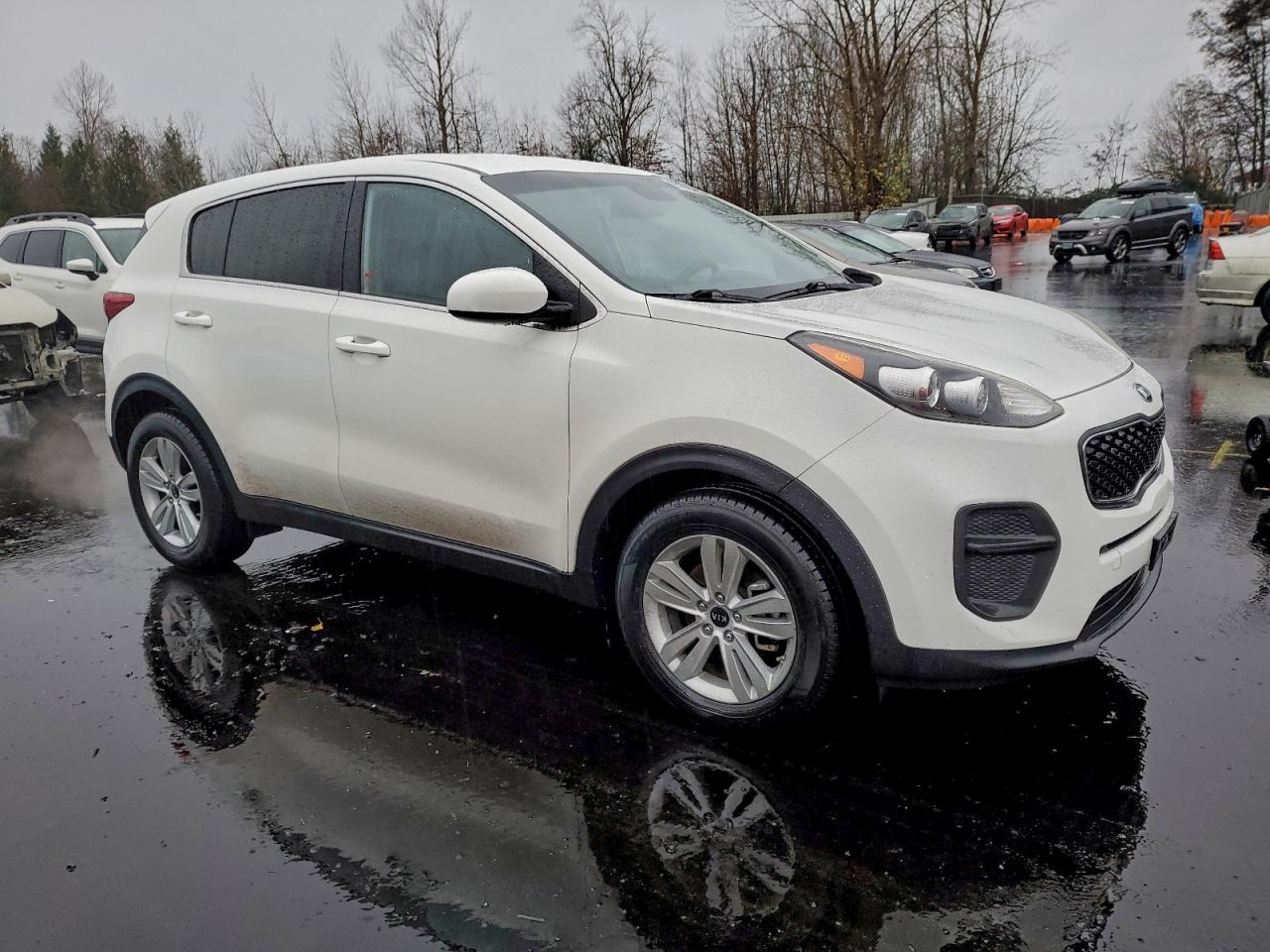 2017 KIA SPORTAGE LX photo 4