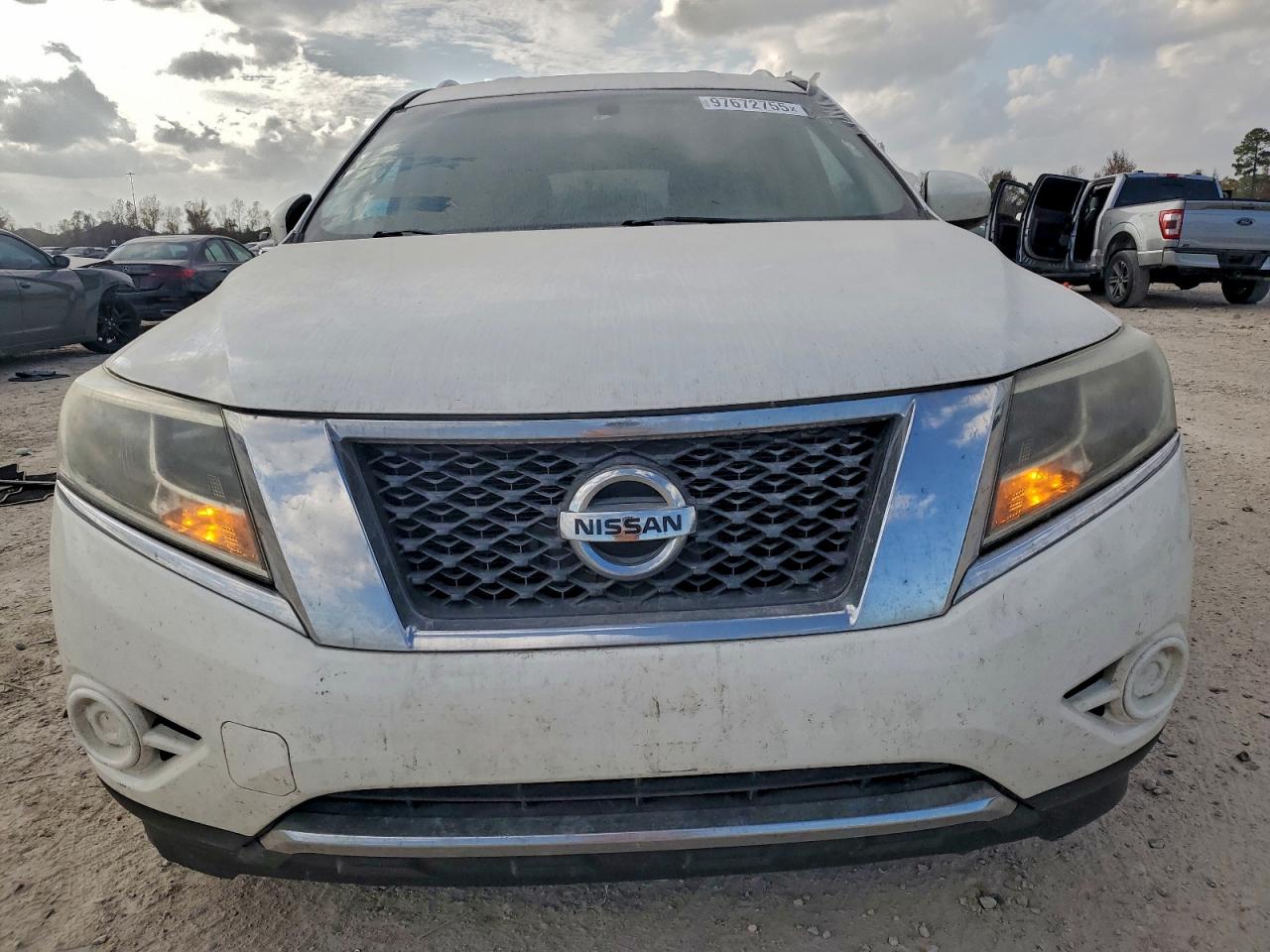 2013 NISSAN PATHFINDER S photo 5