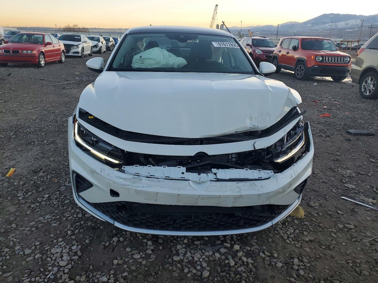 2025 VOLKSWAGEN JETTA SE photo 5