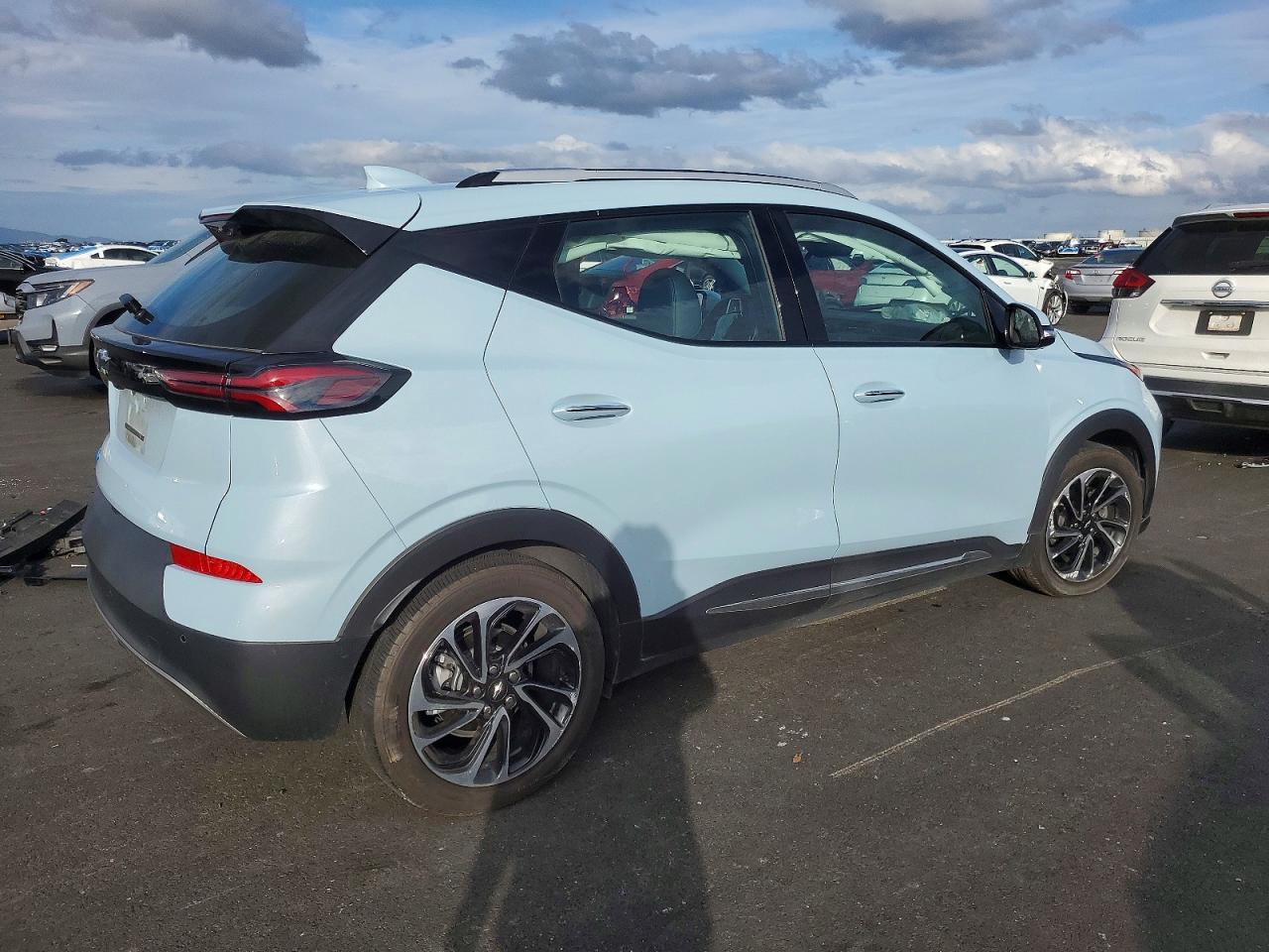2023 CHEVROLET BOLT EUV PREMIER photo 3