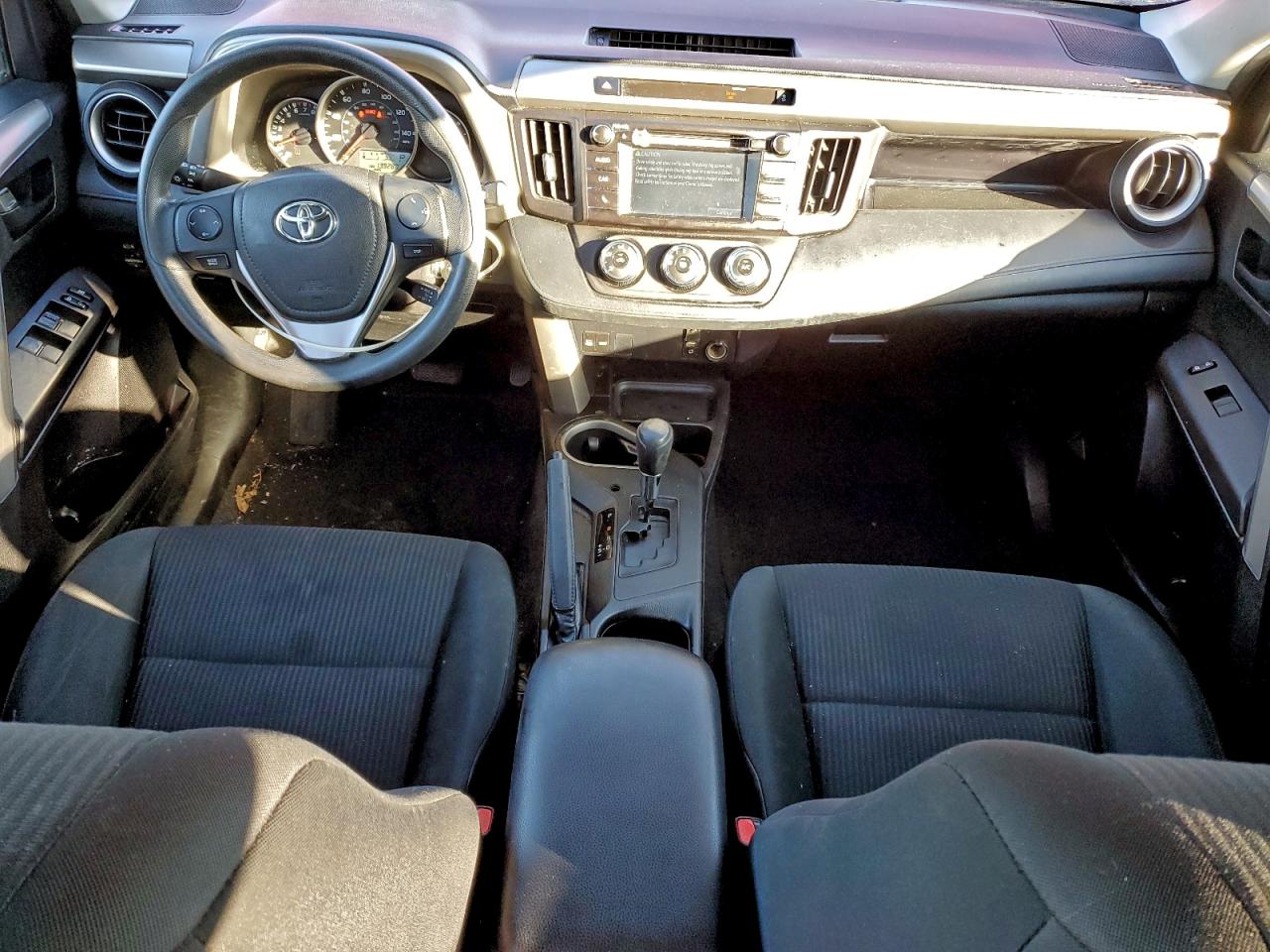 2016 TOYOTA RAV4 LE photo 8