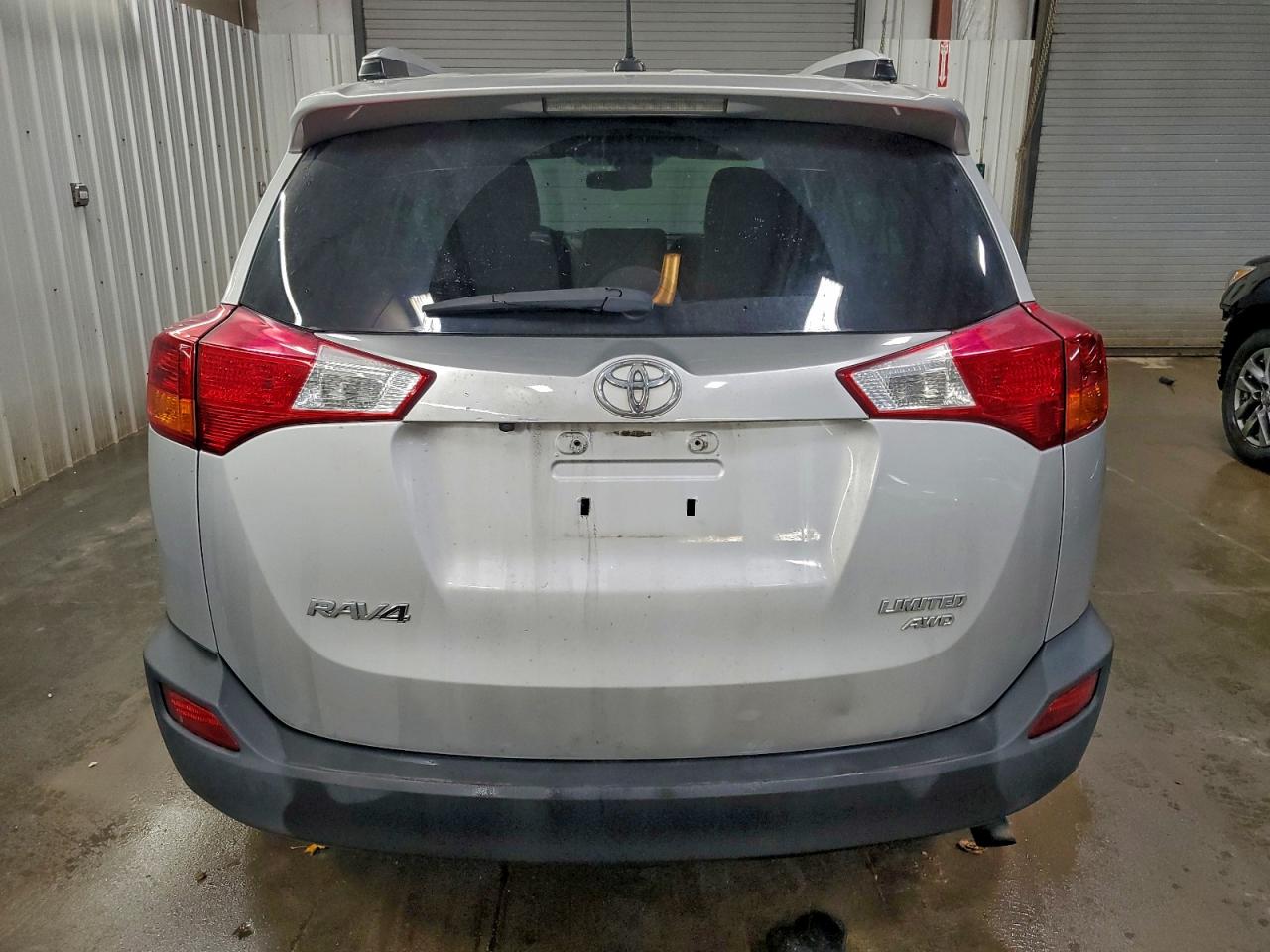 2015 TOYOTA RAV4 LIMITED photo 6