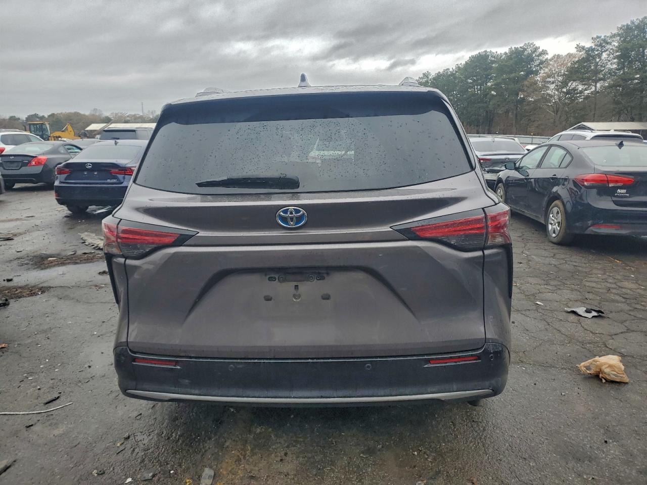2021 TOYOTA SIENNA LIMITED photo 6
