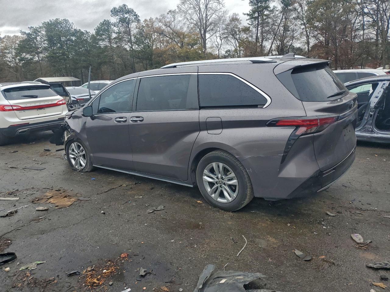2021 TOYOTA SIENNA LIMITED photo 2