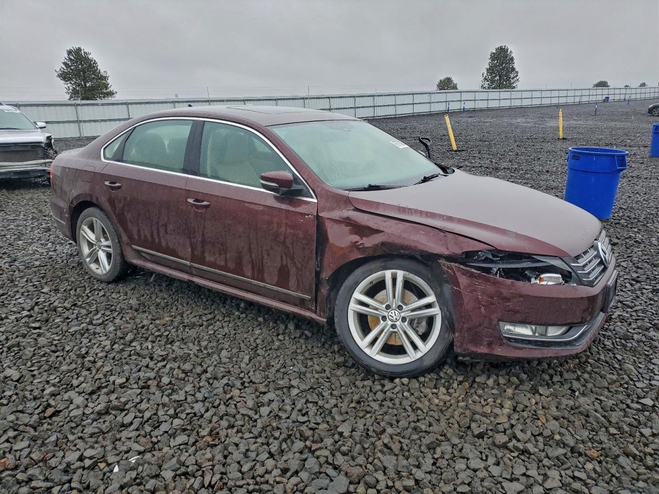 2014 VOLKSWAGEN PASSAT SEL photo 4