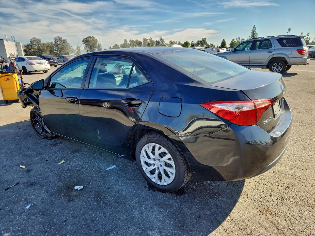 2019 TOYOTA COROLLA L photo 3