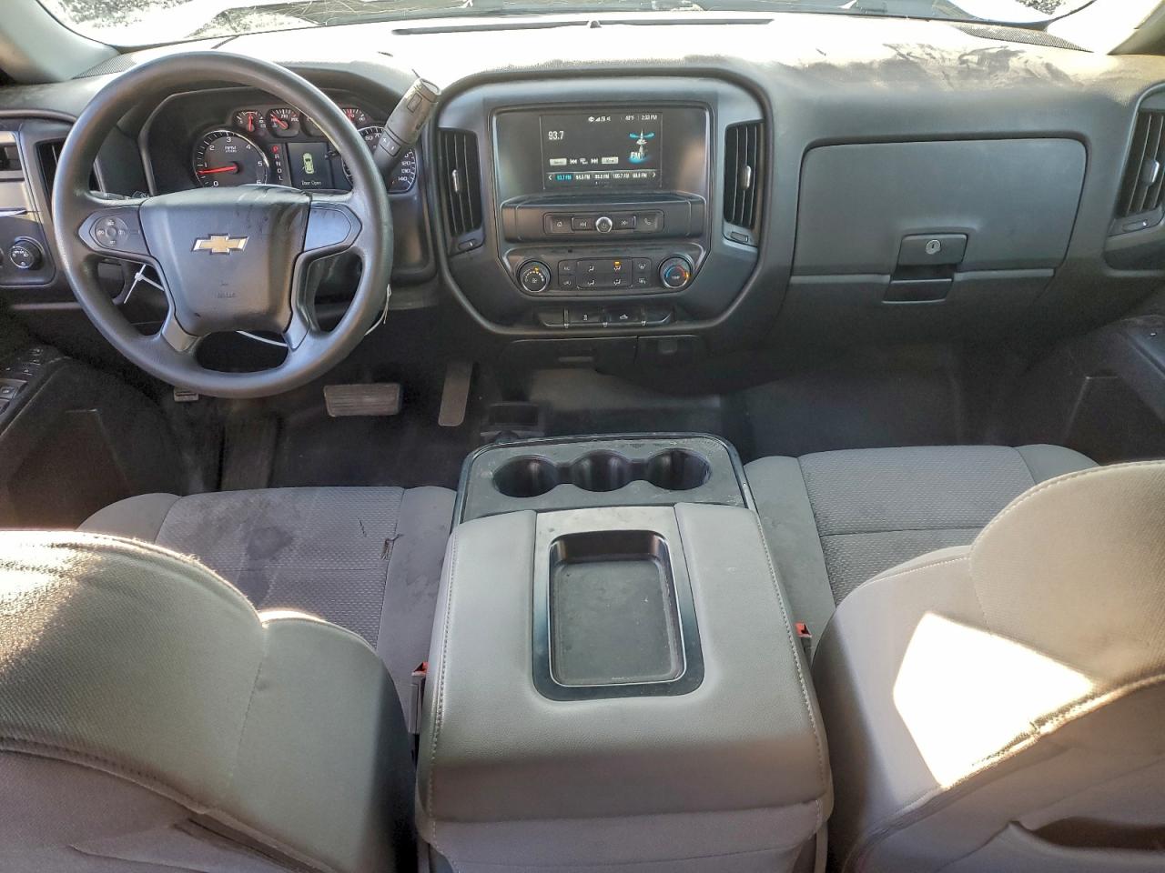2018 CHEVROLET SILVERADO K1500 photo 8