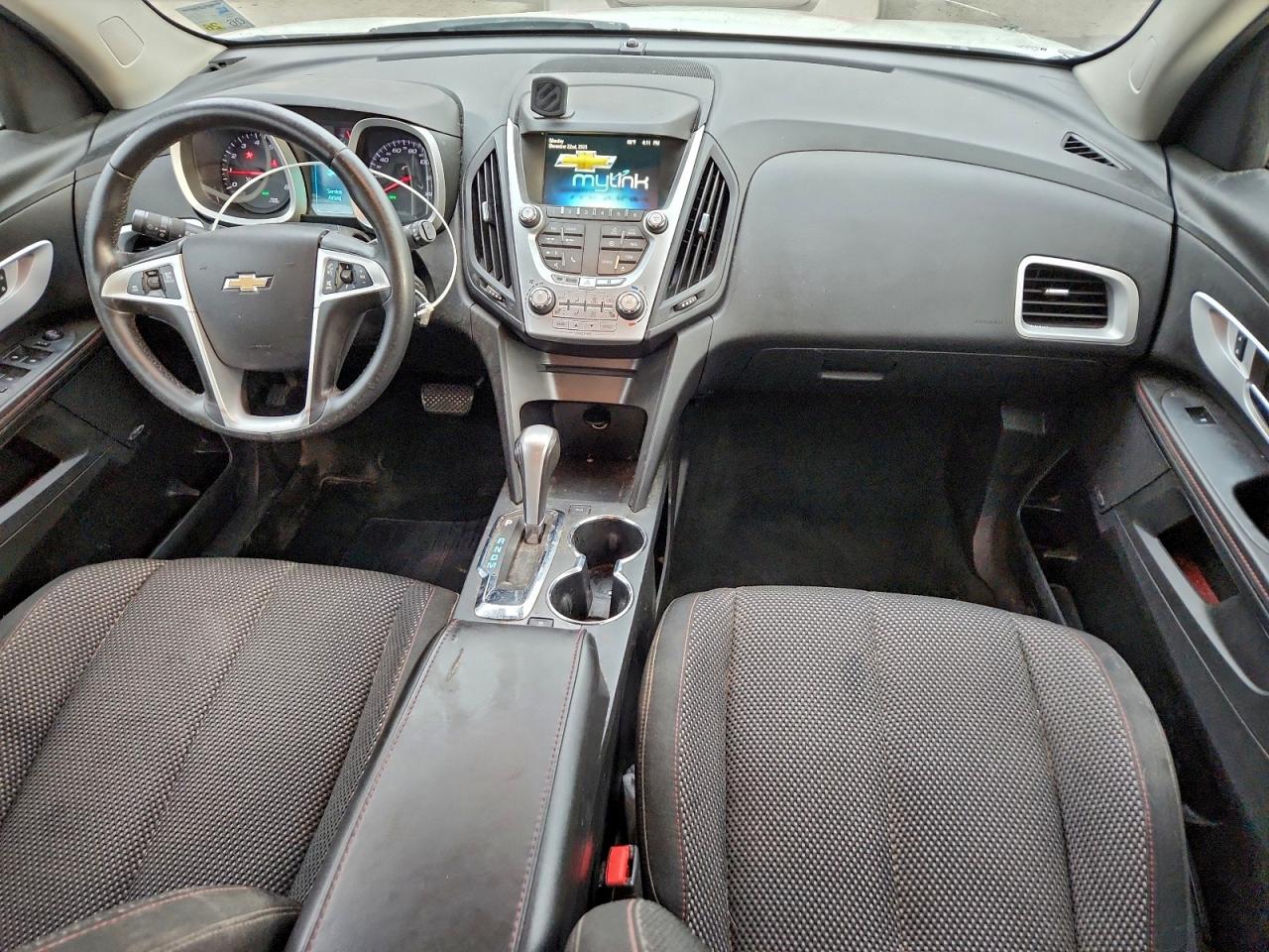 2014 CHEVROLET EQUINOX LT photo 8
