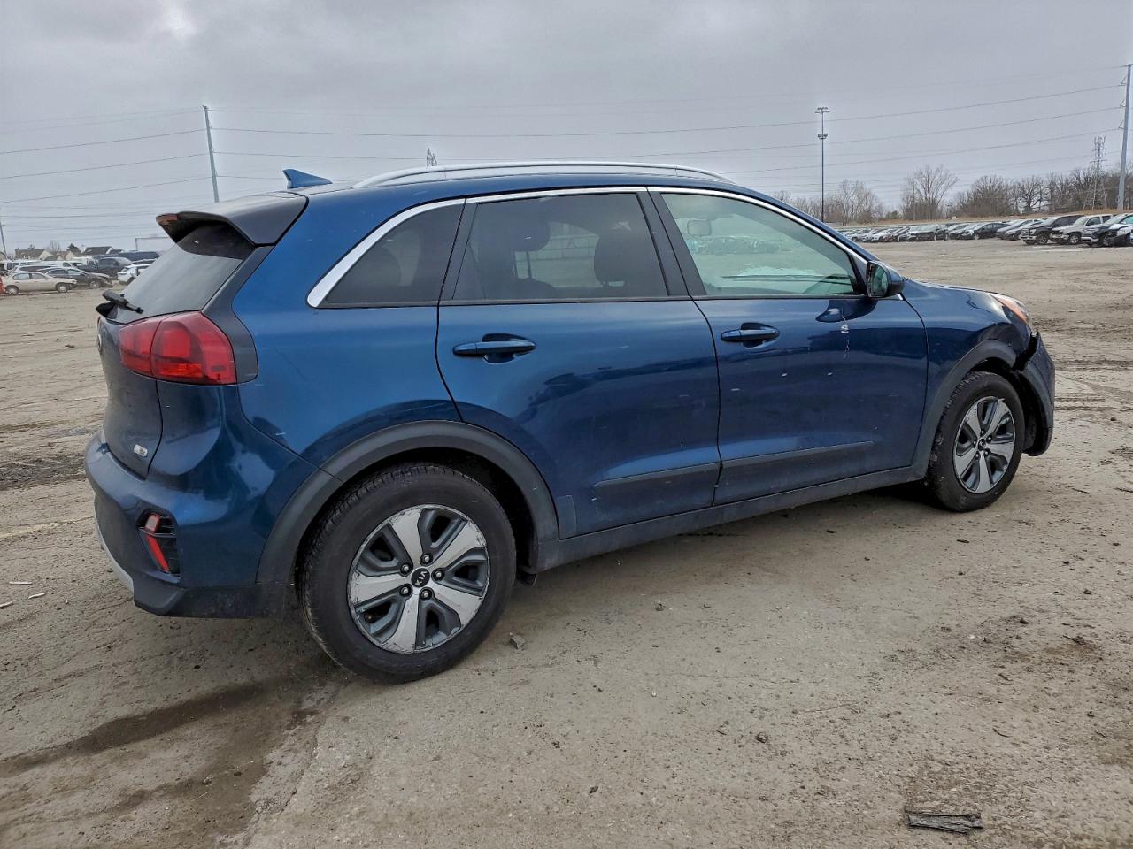2020 KIA NIRO LX photo 3