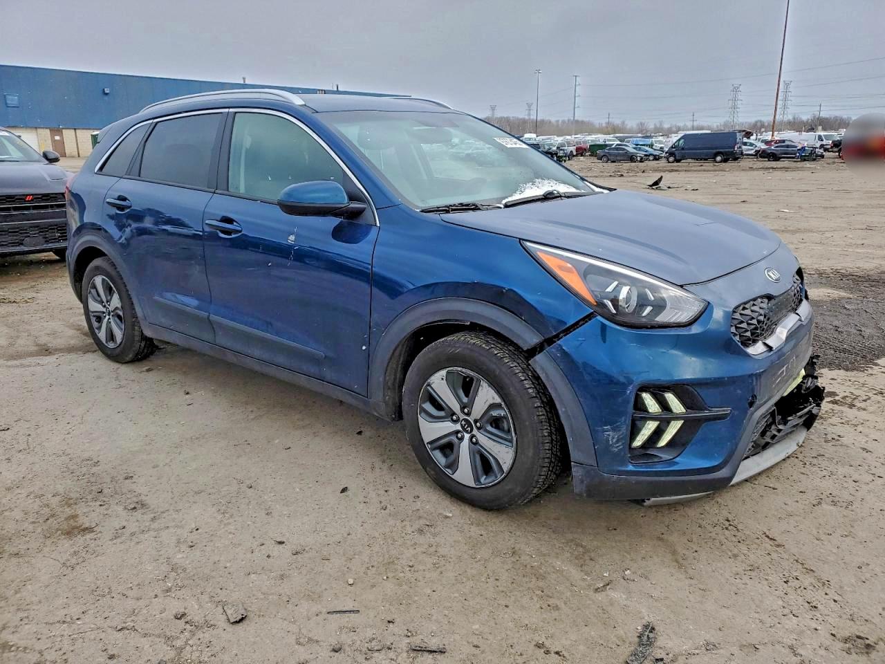 2020 KIA NIRO LX photo 4