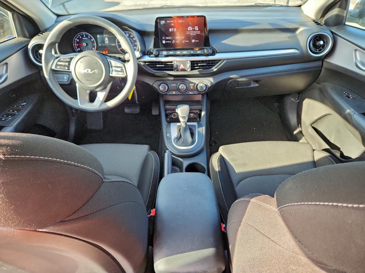2024 KIA FORTE LX photo 15