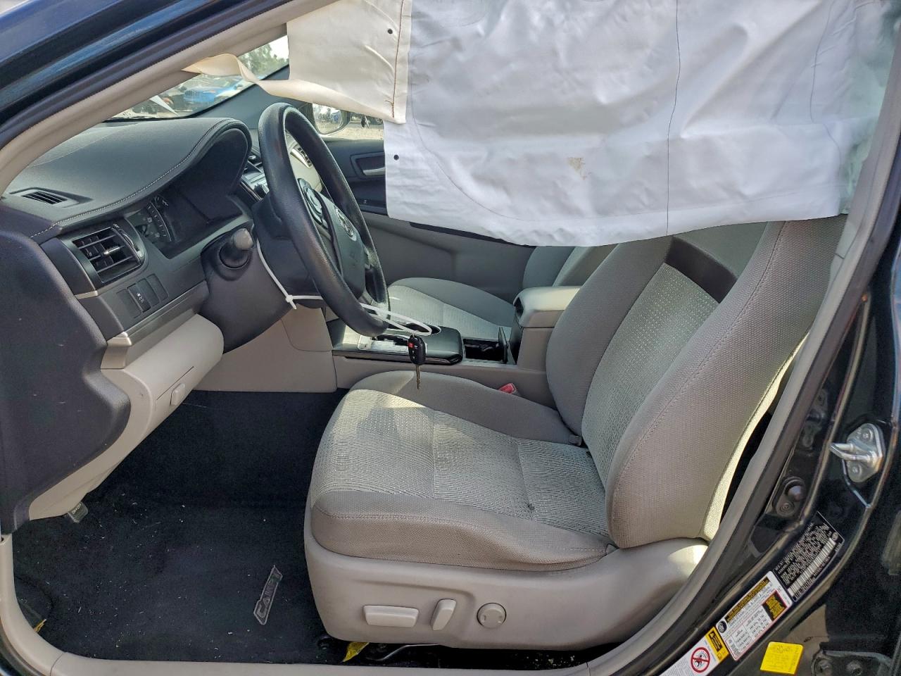 2012 TOYOTA CAMRY BASE photo 7