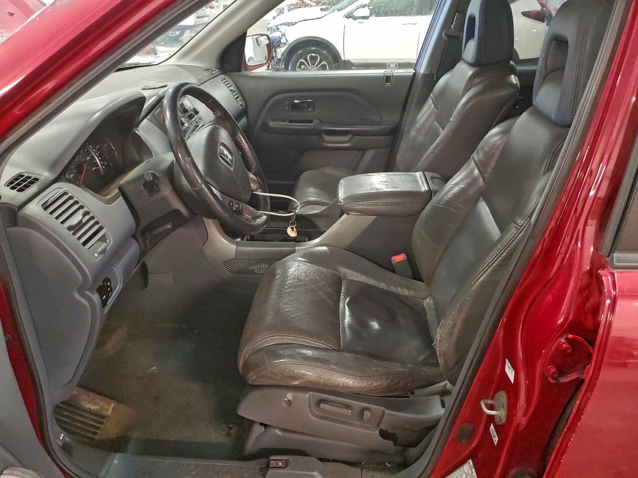 2003 HONDA PILOT photo 7