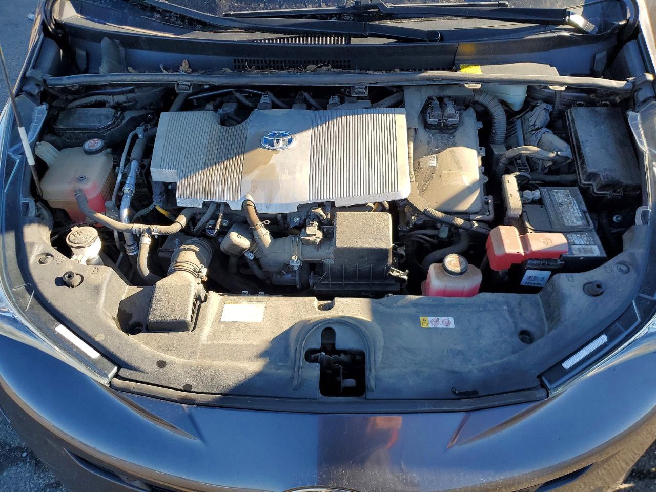2018 TOYOTA PRIUS photo 11
