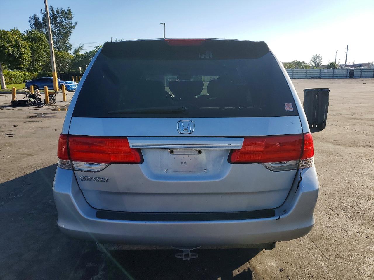2010 HONDA ODYSSEY LX photo 16