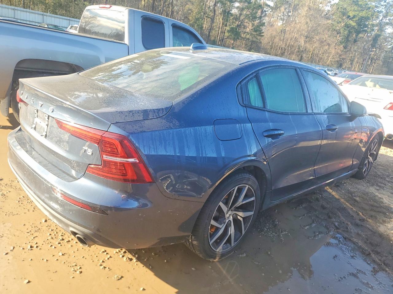 2019 VOLVO S60 T5 MOMENTUM photo 5