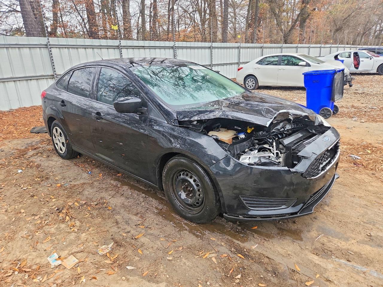 2018 FORD FOCUS S photo 4