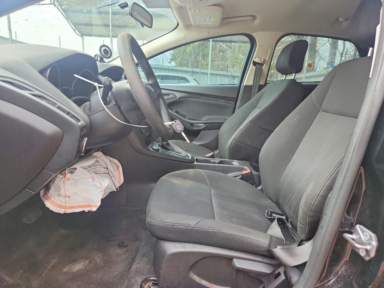 2018 FORD FOCUS S photo 7