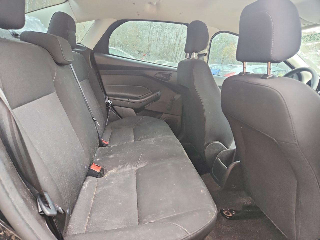 2018 FORD FOCUS S photo 10