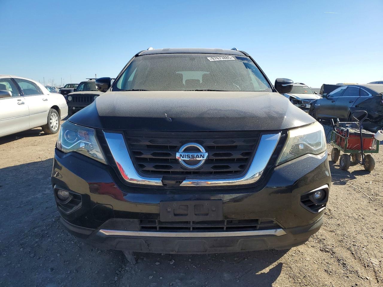 2017 NISSAN PATHFINDER S photo 5