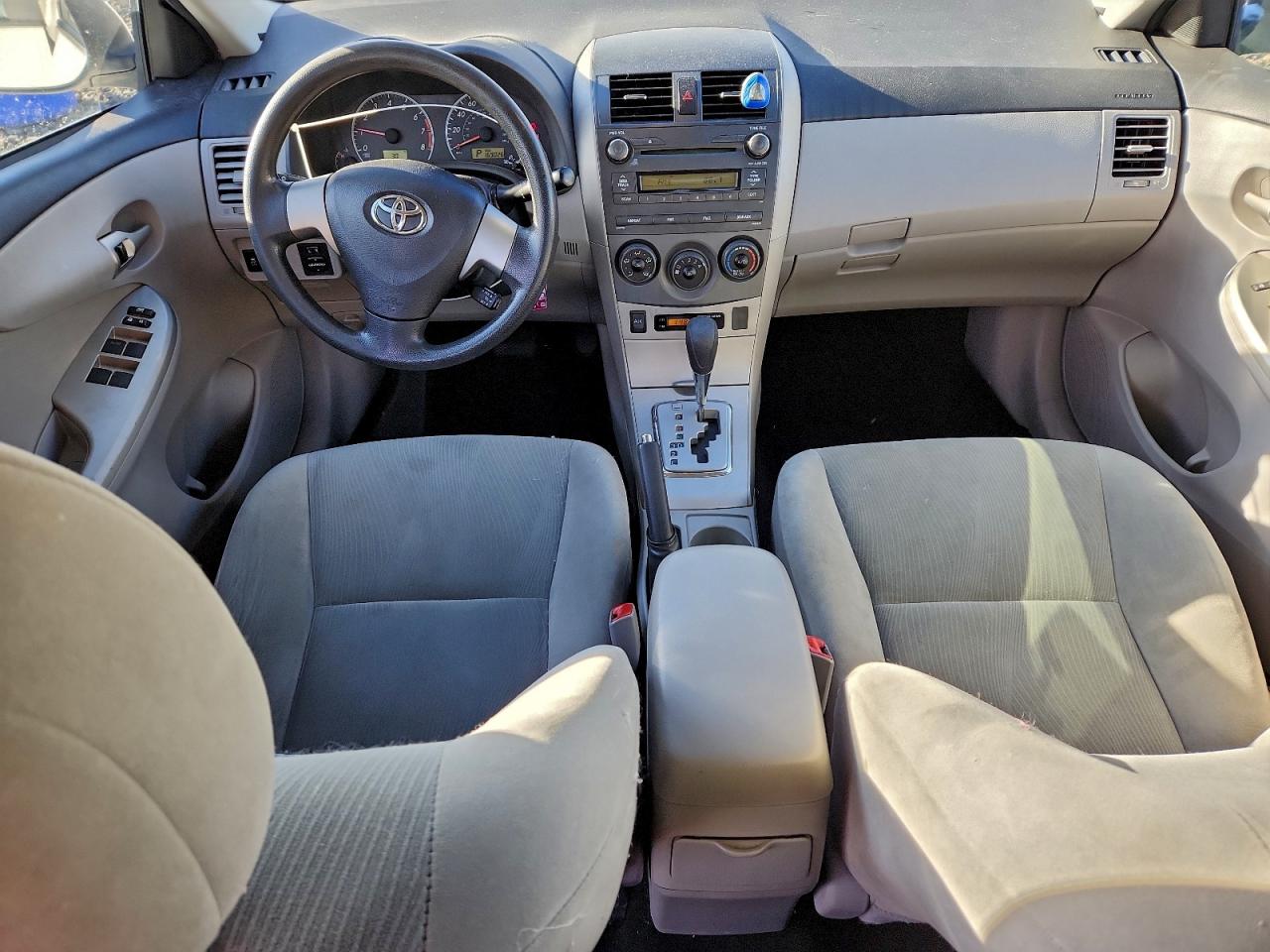 2011 TOYOTA COROLLA BASE photo 8