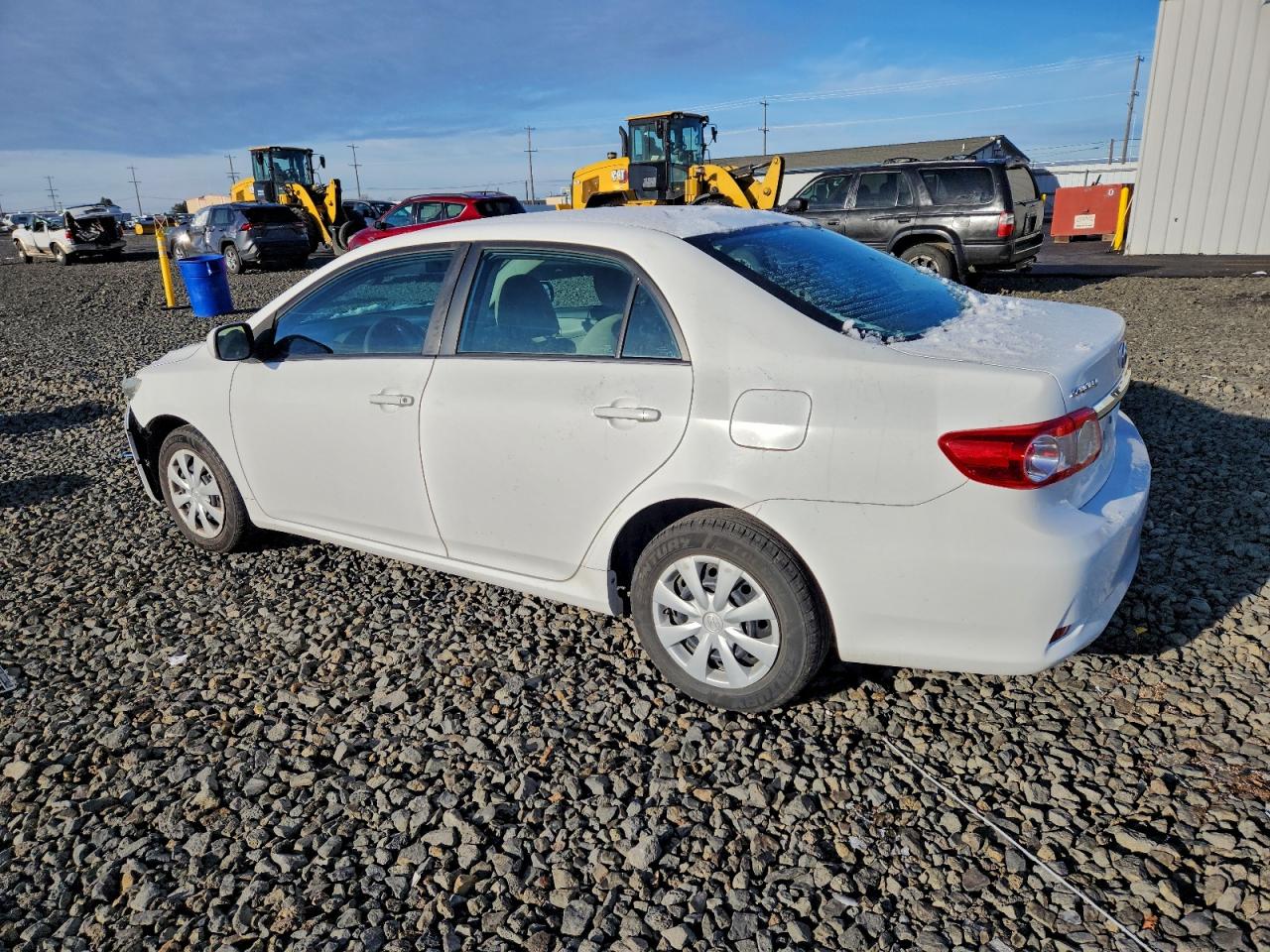 2011 TOYOTA COROLLA BASE photo 2
