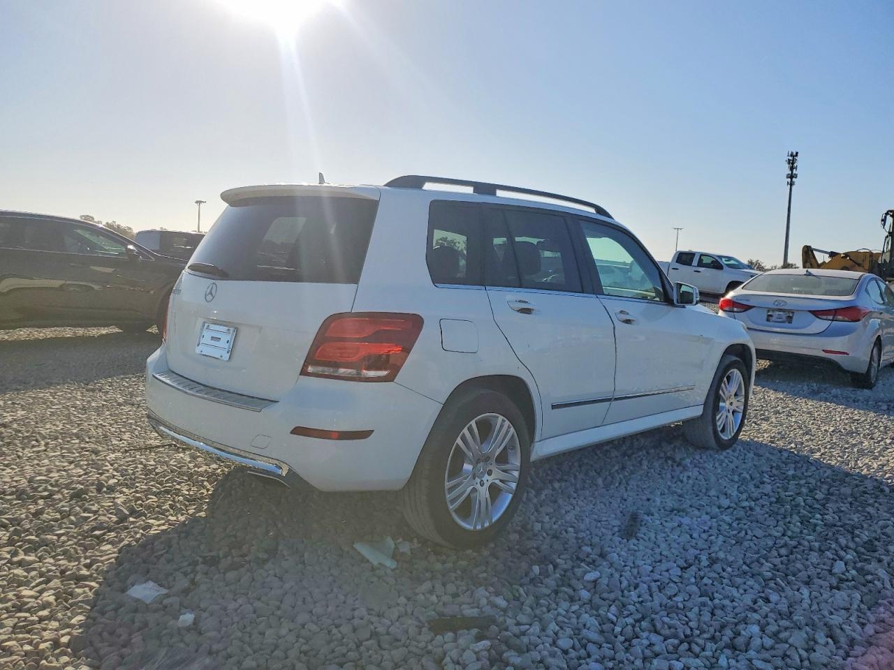2015 MERCEDES-BENZ GLK 350 photo 3