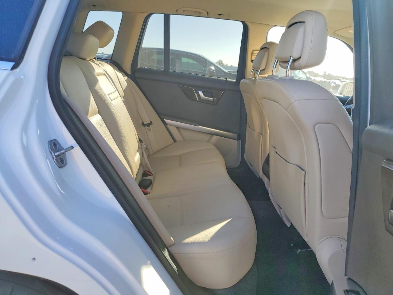 2015 MERCEDES-BENZ GLK 350 photo 11