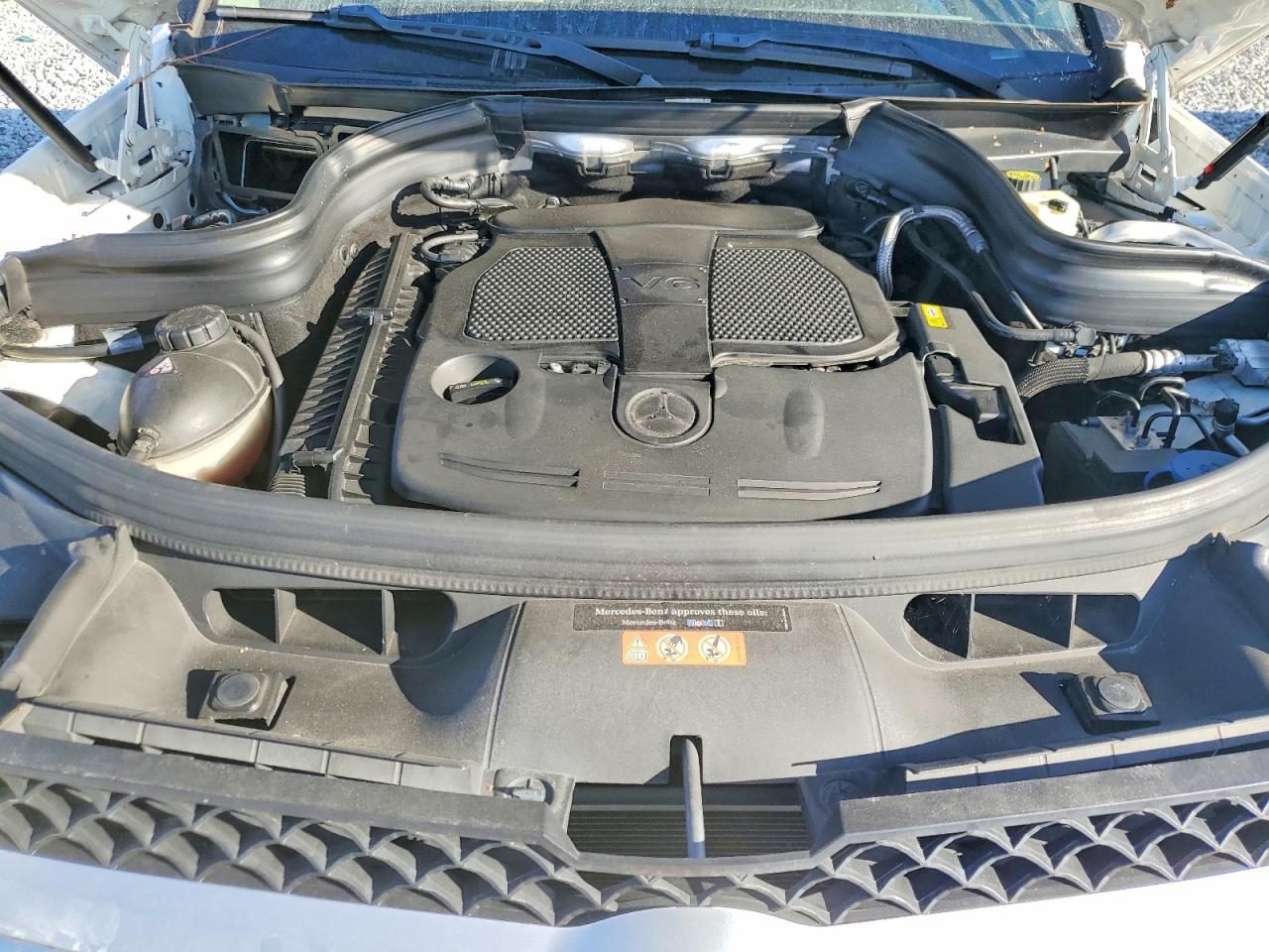 2015 MERCEDES-BENZ GLK 350 photo 12