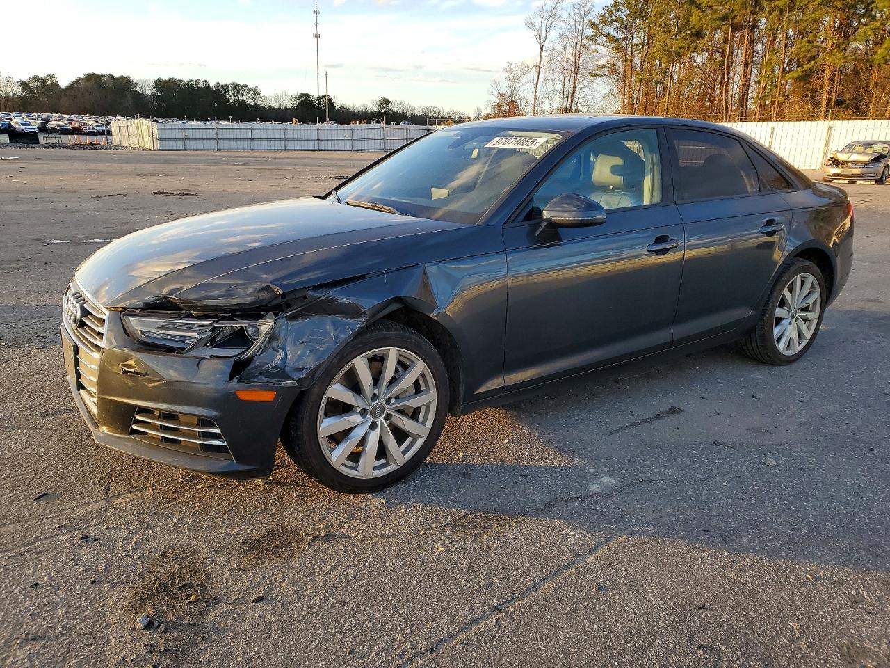 2017 AUDI A4