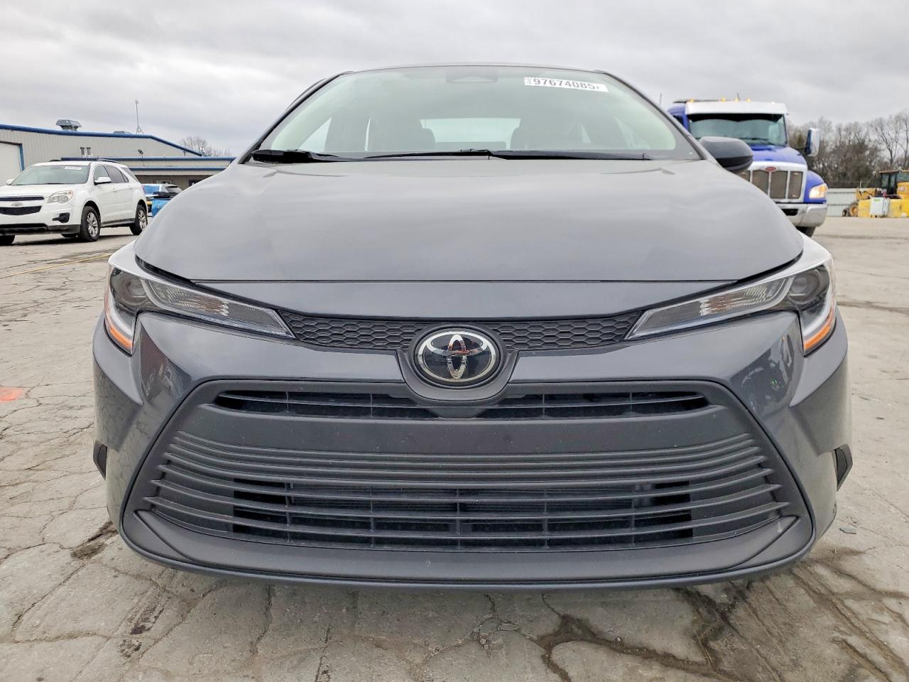 2025 TOYOTA COROLLA LE photo 5