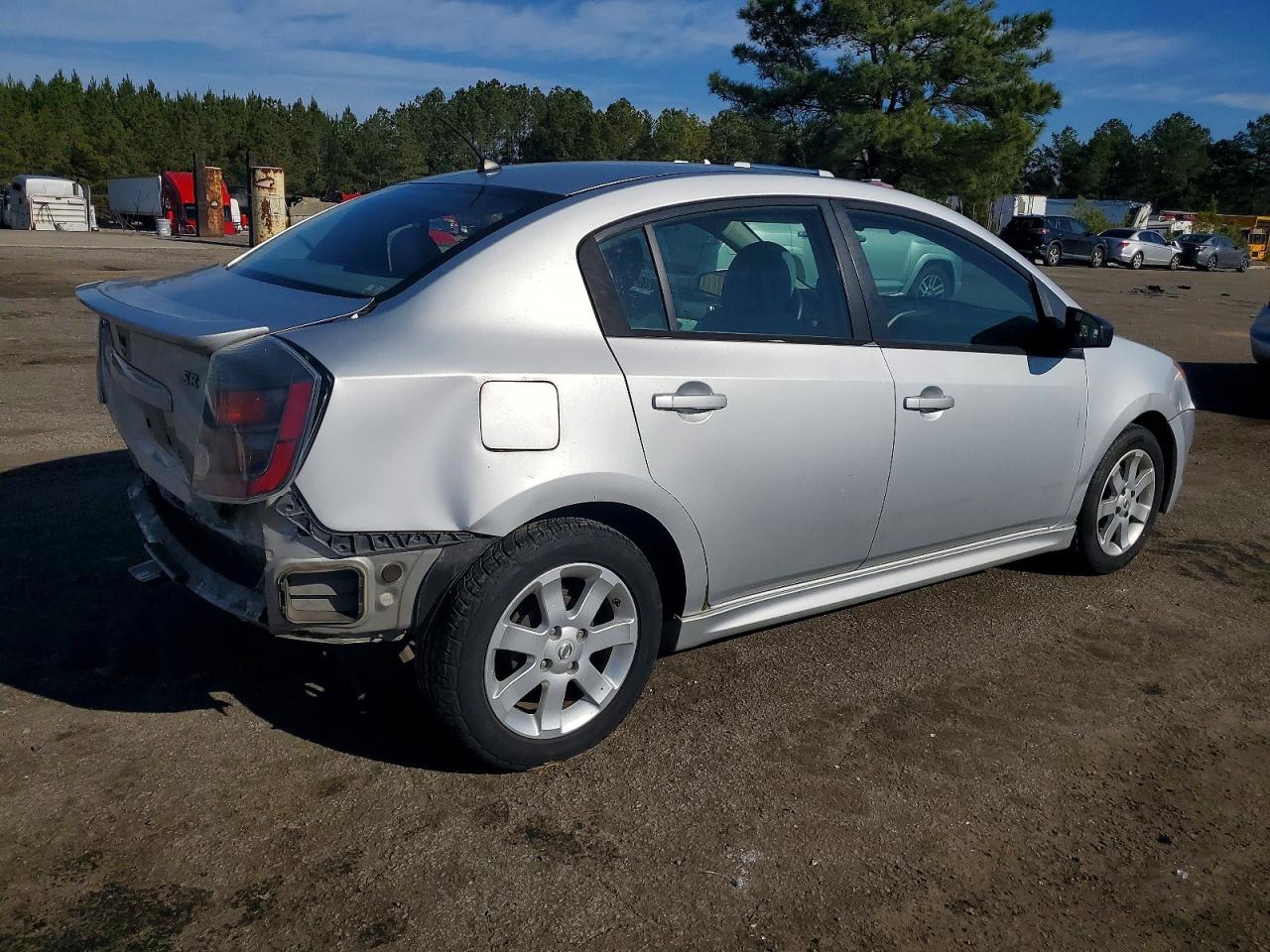 2011 NISSAN SENTRA 2.0 photo 3