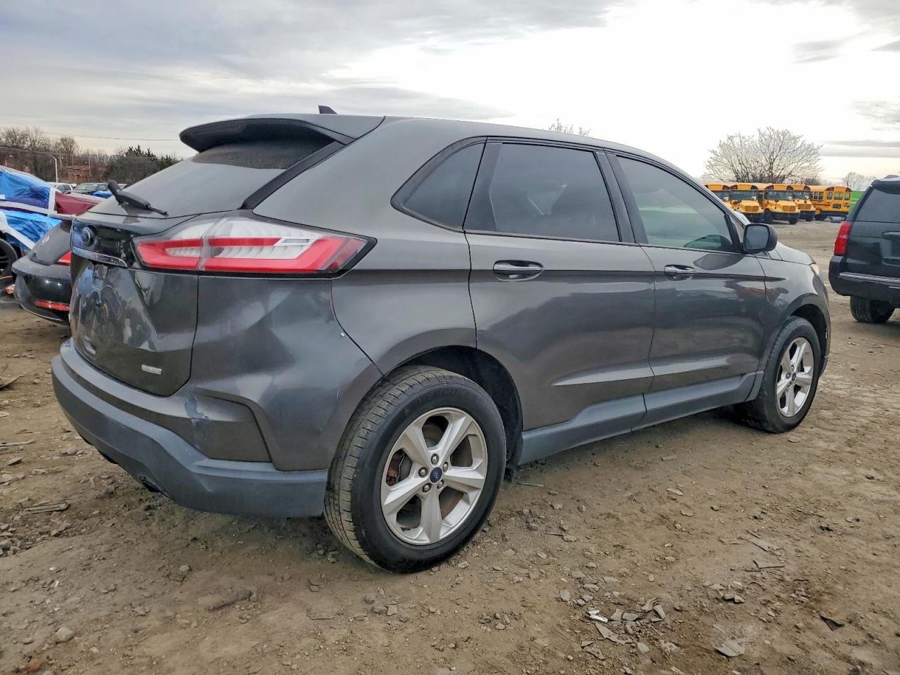 2019 FORD EDGE SE photo 3