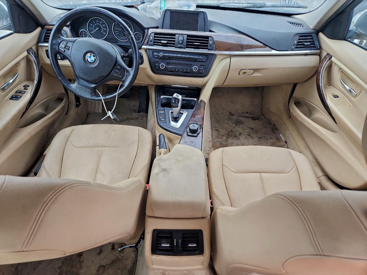 2015 BMW 320 I photo 22