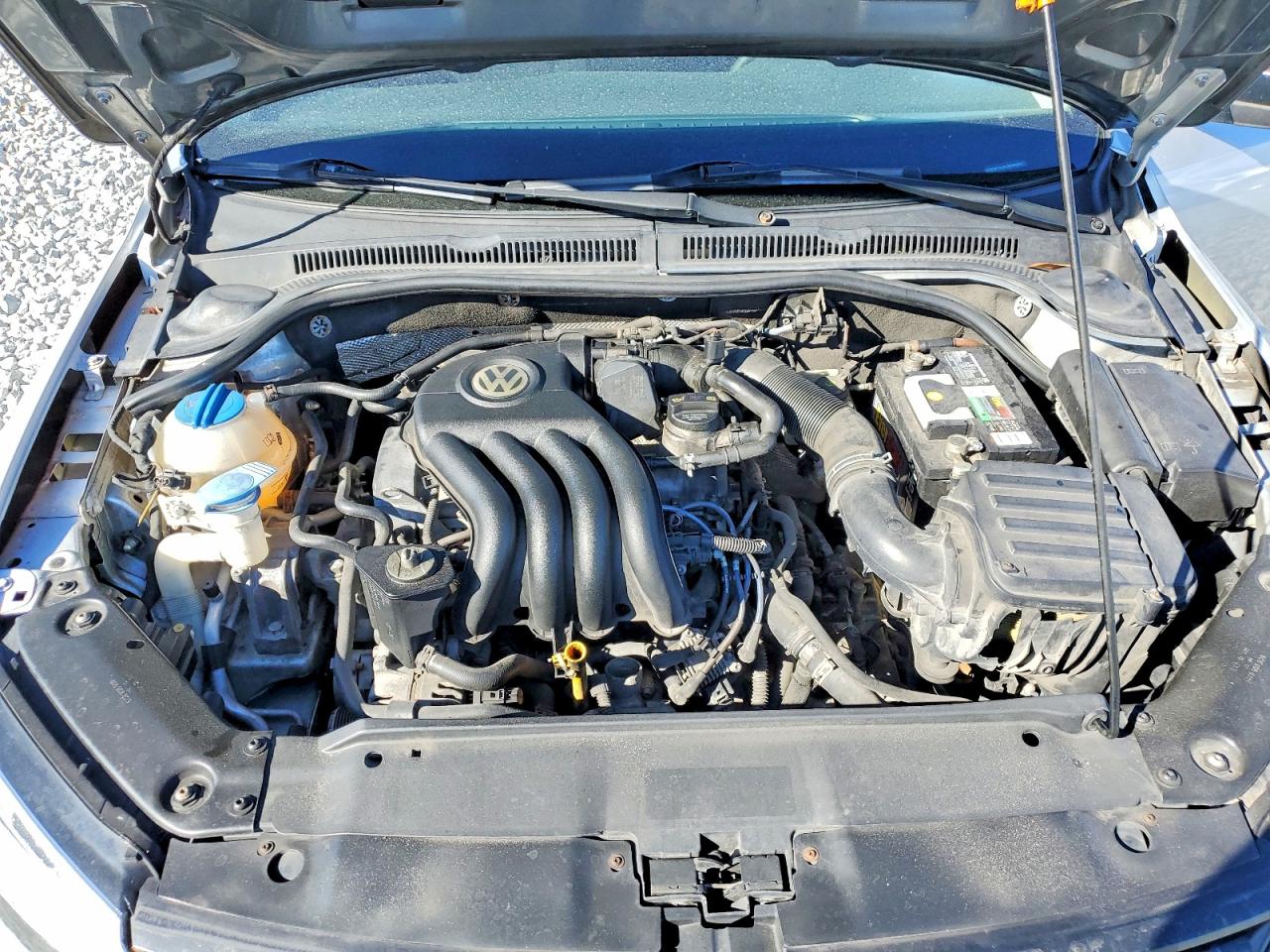 2012 VOLKSWAGEN JETTA BASE photo 11