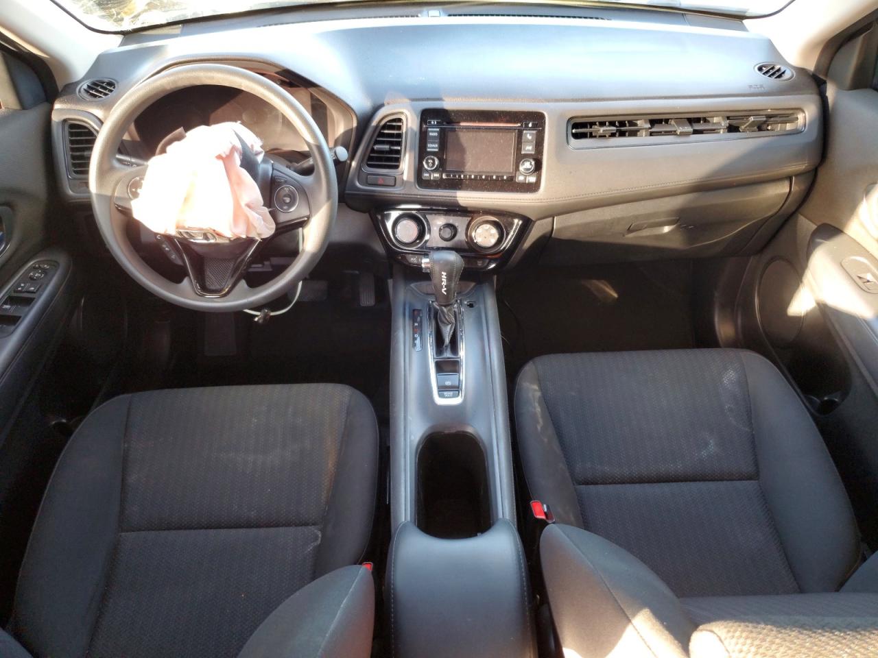 2016 HONDA HR-V LX photo 8