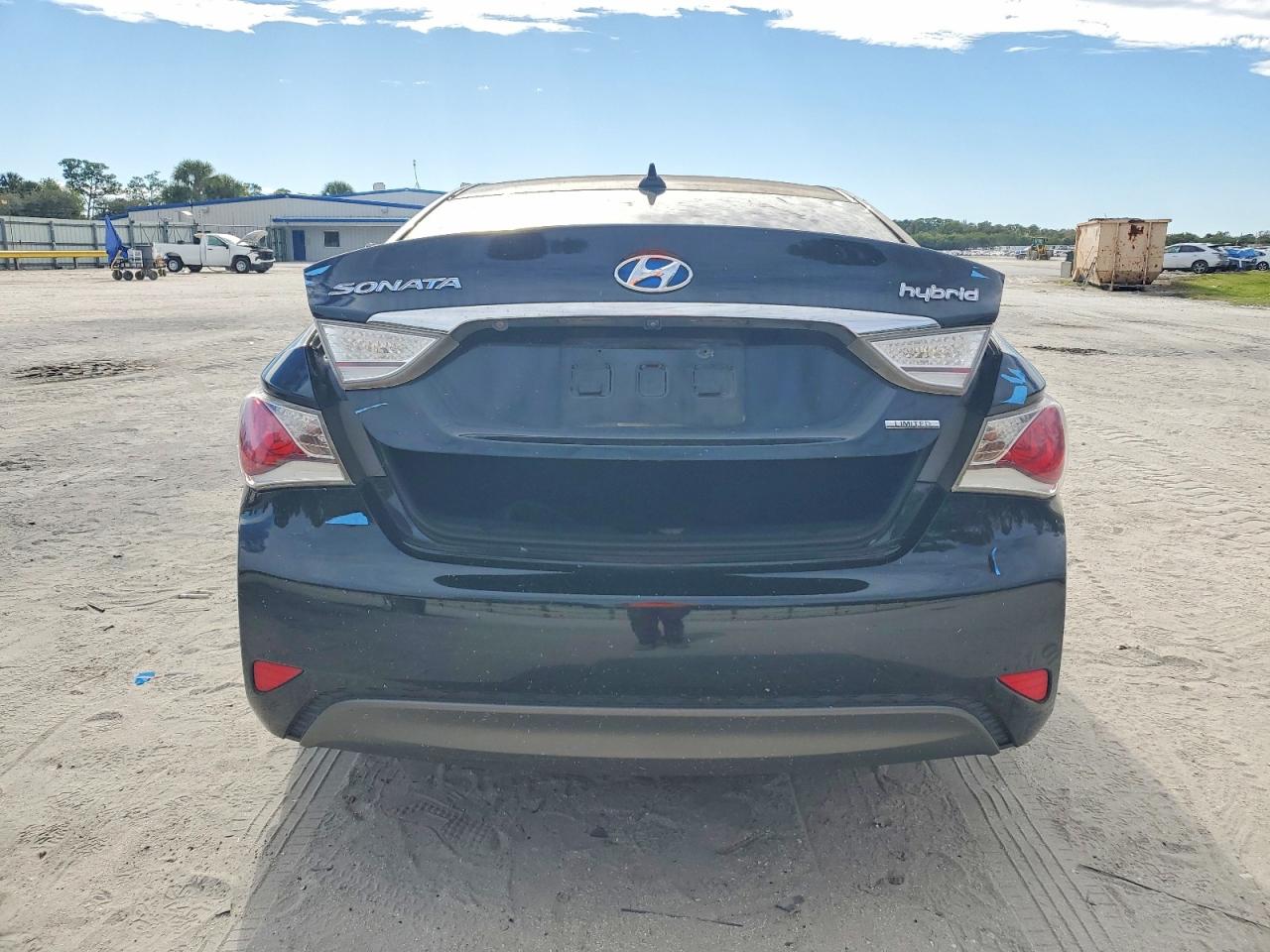 2013 HYUNDAI SONATA HYBRID photo 6