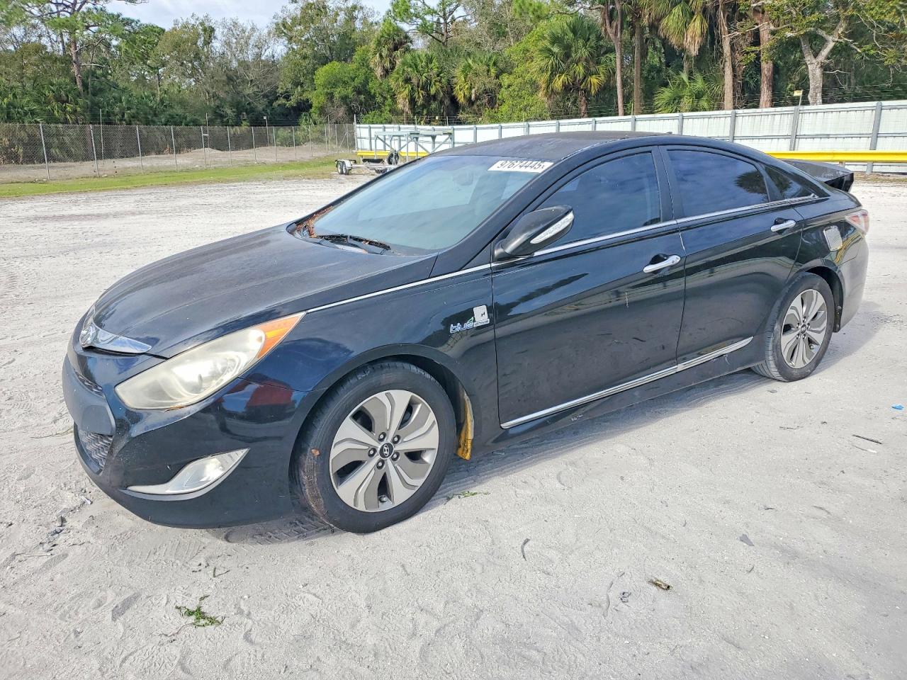 2013 HYUNDAI SONATA