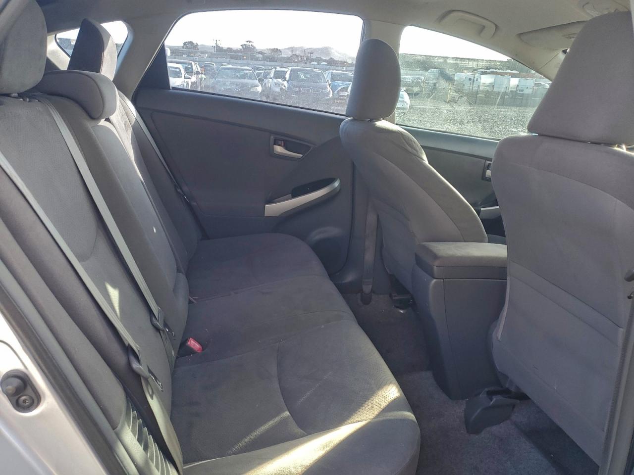 2010 TOYOTA PRIUS photo 10