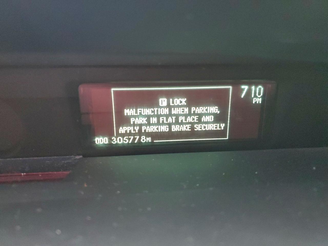 2010 TOYOTA PRIUS photo 9
